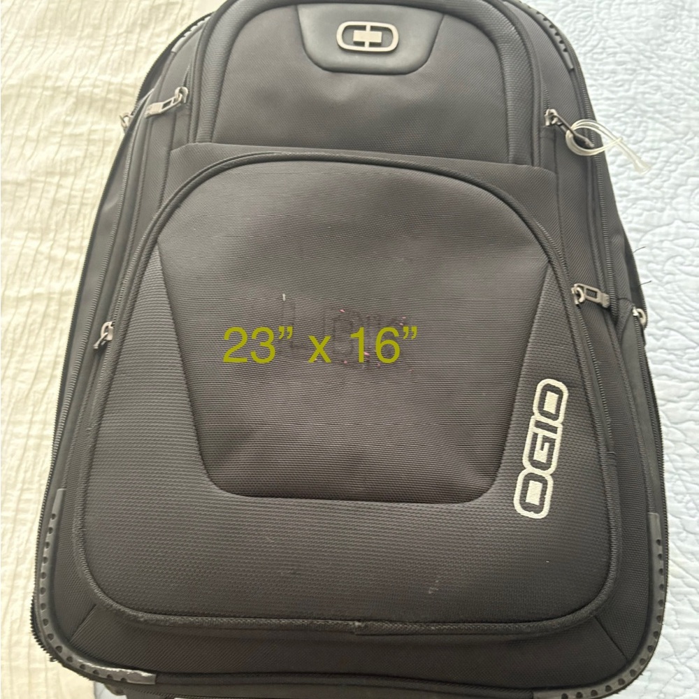 OGIO Sleek Black Men's Backpack